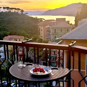 Casa Sea La Vie: Cosy With Sea View Apartment